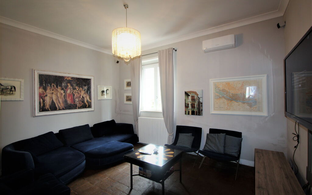 Villa Light