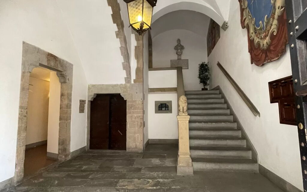 Palazzo Della Vigna Vecchia - : Estate, Esterni, Primavera