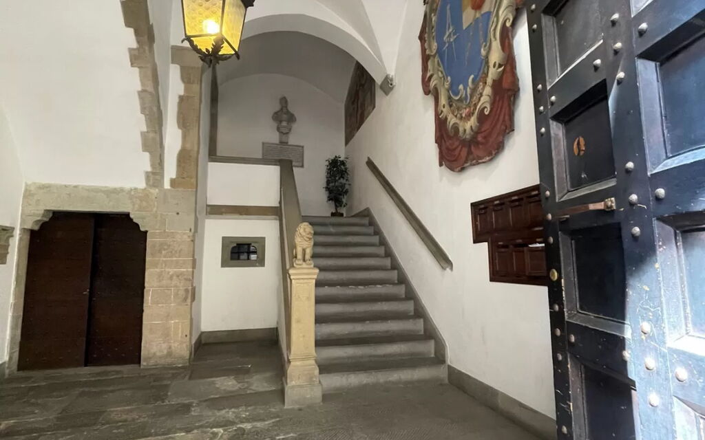 Palazzo Della Vigna Vecchia - : Estate, Esterni, Primavera