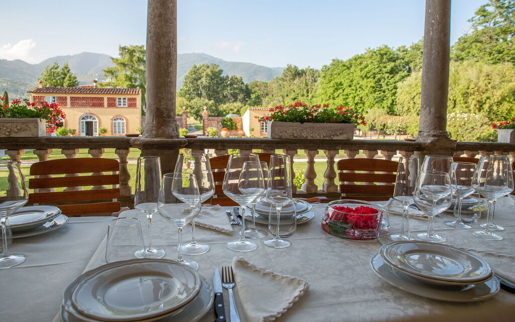 Villa Moschetti: Attività, Benessere, Caratteristiche, Cibo, Estate, Esterni, Giardino, Primavera