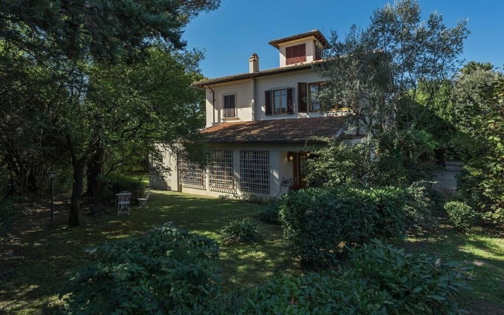 Villa Simonetta: Activities, Amenities, Building Exterior, Facilities, Garden, Main Entrance, Pool, Room Detail, Spring, Summer