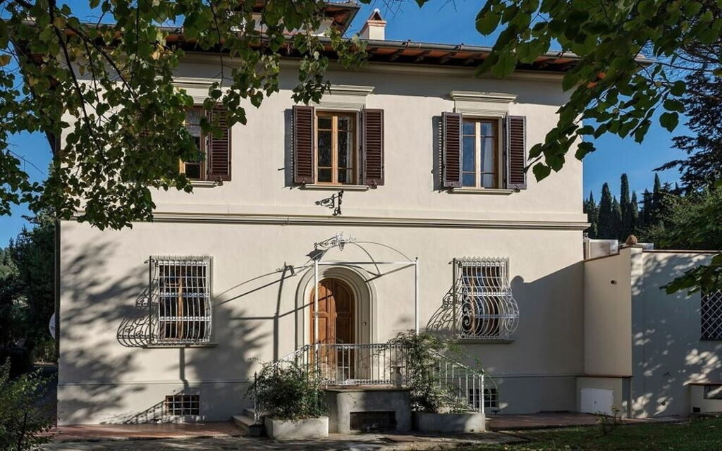 Villa Simonetta: Activities, Amenities, Building Exterior, Facilities, Garden, Main Entrance, Pool, Room Detail, Spring, Summer