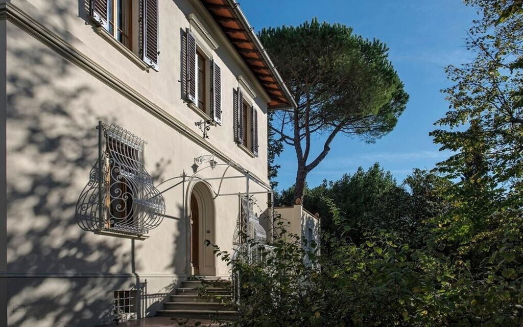 Villa Simonetta: Activities, Amenities, Building Exterior, Facilities, Garden, Main Entrance, Pool, Room Detail, Spring, Summer