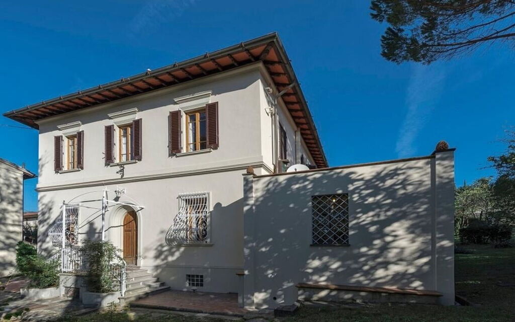 Villa Simonetta: Activities, Amenities, Building Exterior, Facilities, Garden, Main Entrance, Pool, Room Detail, Spring, Summer