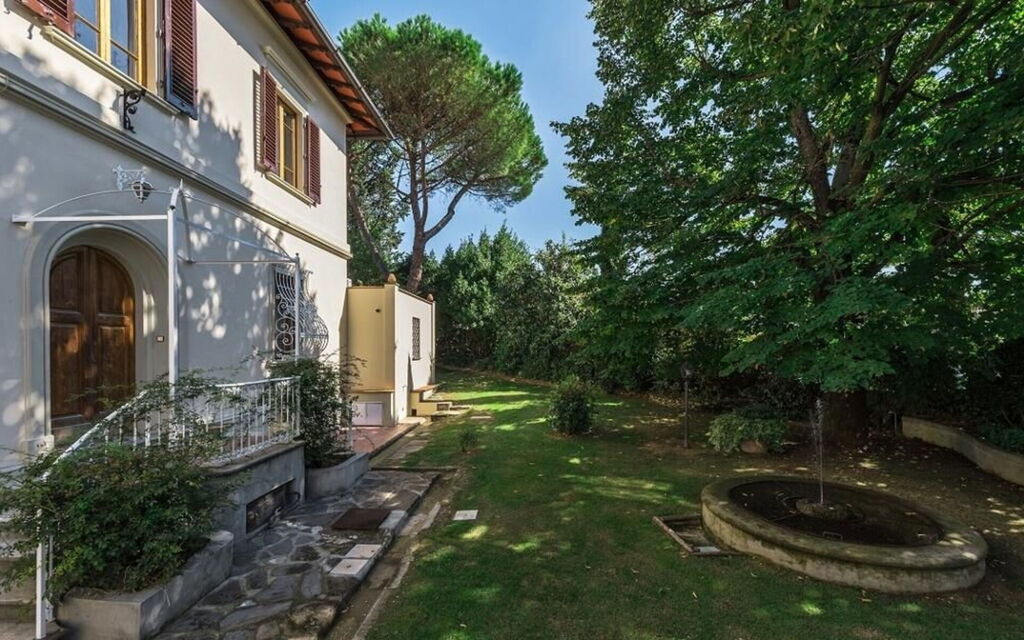 Villa Simonetta: Activities, Amenities, Building Exterior, Facilities, Garden, Main Entrance, Pool, Room Detail, Spring, Summer