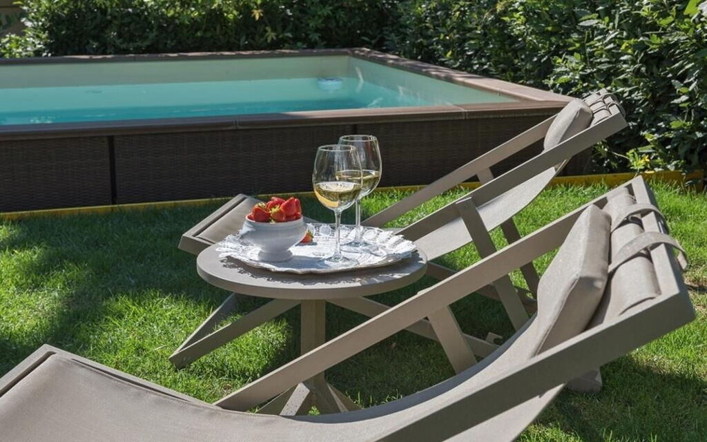 Villa Simonetta: Activities, Amenities, Building Exterior, Facilities, Garden, Main Entrance, Pool, Room Detail, Spring, Summer