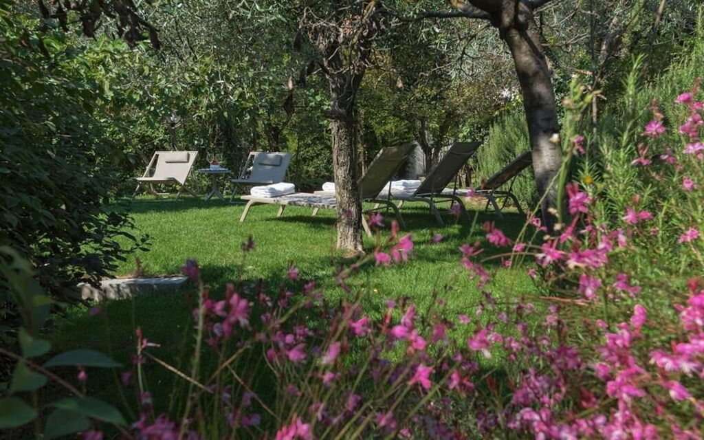 Villa Simonetta: Activities, Amenities, Building Exterior, Facilities, Garden, Main Entrance, Pool, Room Detail, Spring, Summer