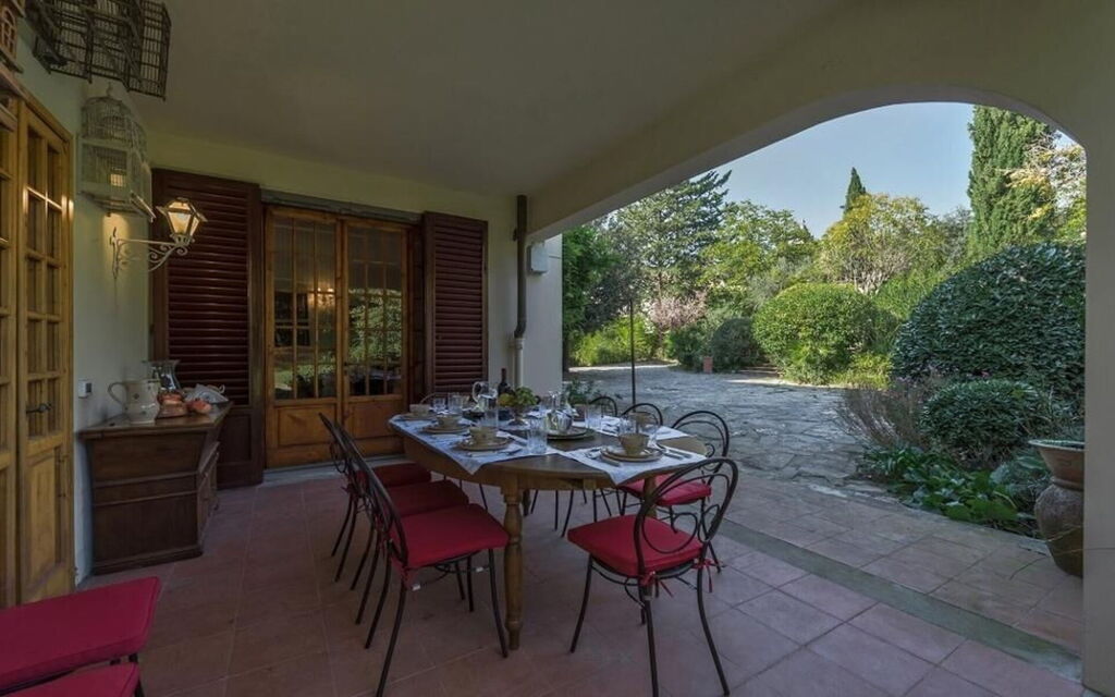 Villa Simonetta: Activities, Amenities, Building Exterior, Facilities, Garden, Main Entrance, Pool, Room Detail, Spring, Summer