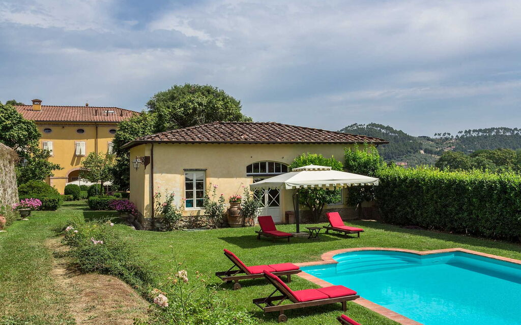 Villa Contorni: Amenities, Balcony / Terrace / Patio, Building Exterior, Facilities, Garden, Hot Tub, Pool, Spring, Summer