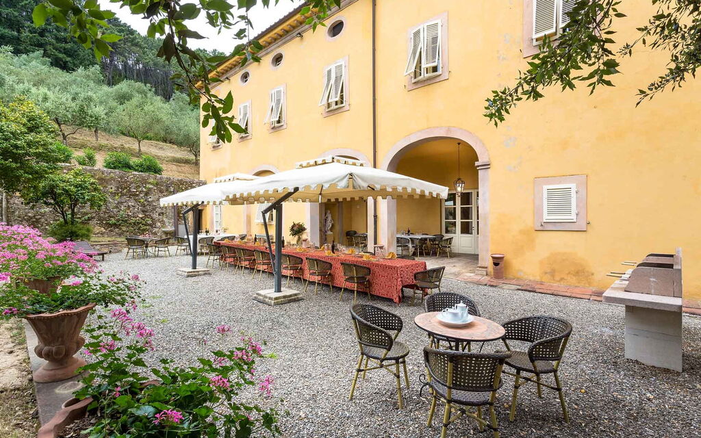 Villa Contorni: Amenities, Balcony / Terrace / Patio, Building Exterior, Facilities, Garden, Hot Tub, Pool, Spring, Summer