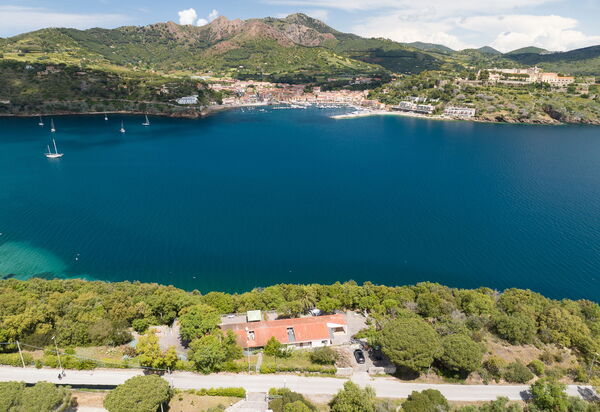 Villa Porto Azzurro: Attività, Balcone / Terrazza / Patio, Benessere, Caratteristiche, Città, Estate, Esterni, Primavera, Vista Panoramica