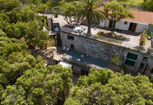 Villa Porto Azzurro: Attività, Balcone / Terrazza / Patio, Benessere, Caratteristiche, Città, Estate, Esterni, Primavera, Vista Panoramica
