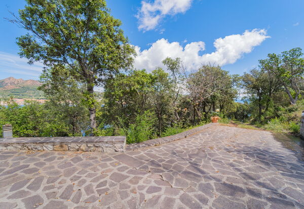 Villa Porto Azzurro: Attività, Balcone / Terrazza / Patio, Benessere, Caratteristiche, Città, Estate, Esterni, Primavera, Vista Panoramica