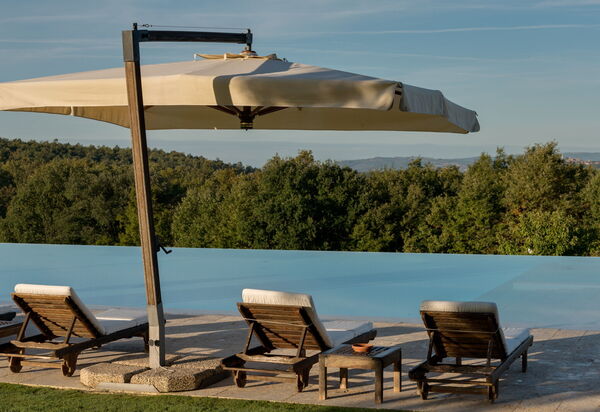 Villa Dioniso: Activities, Amenities, Building Exterior, Main Entrance, Pool, Spring, Summer