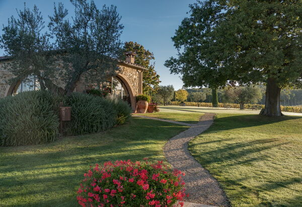 Villa Dioniso: Activities, Amenities, Building Exterior, Main Entrance, Pool, Spring, Summer