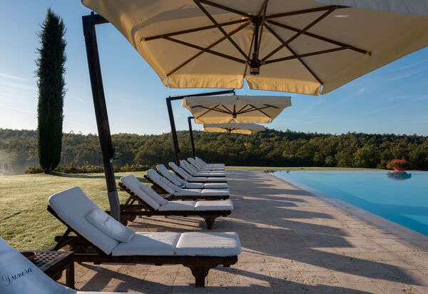 Villa Dioniso: Activities, Amenities, Building Exterior, Main Entrance, Pool, Spring, Summer