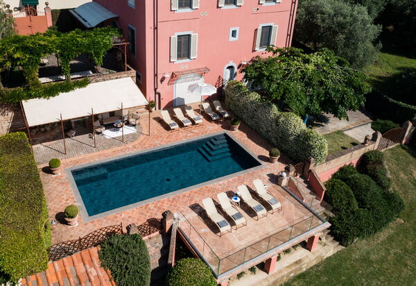 Villa Pink Escape: Amenities, Building Exterior, Main Entrance, Pool, Spring, Summer, Wellness