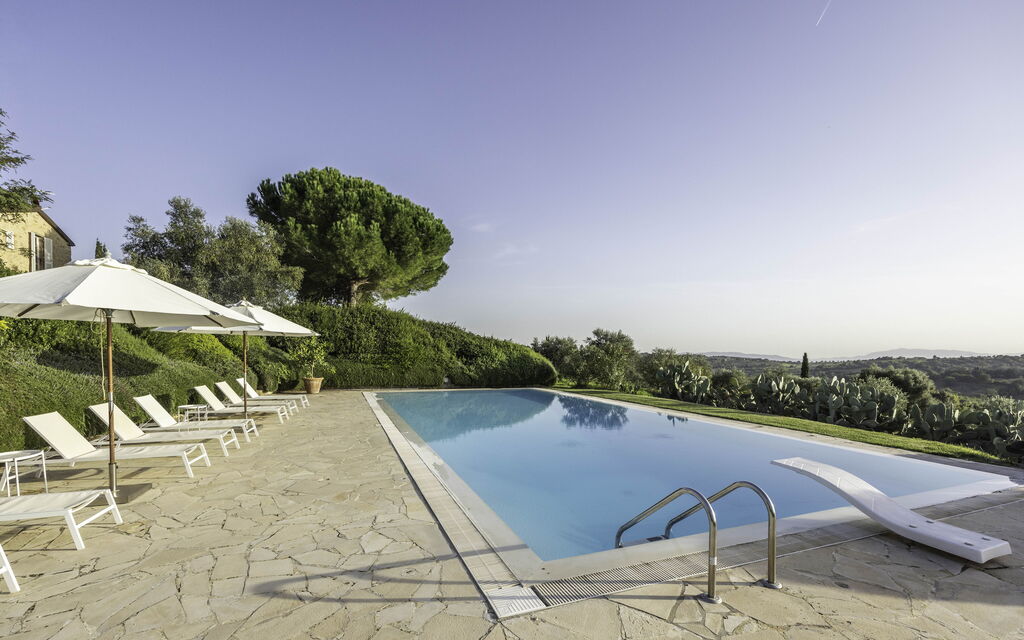 Villa Lotus Magliano: Activities, Amenities, Building Exterior, Main Entrance, Spring, Summer, Wellness