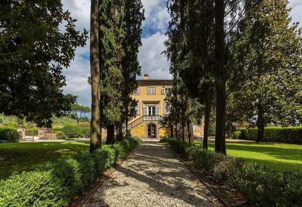 Villa Laica: Attività, Balcone / Terrazza / Patio, Caratteristiche, Estate, Esterni, Piscina, Primavera
