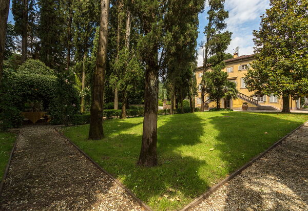 Villa Laica: Attività, Balcone / Terrazza / Patio, Caratteristiche, Estate, Esterni, Piscina, Primavera