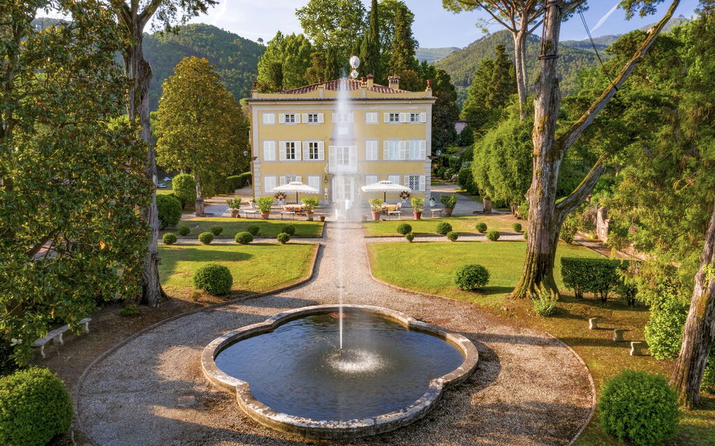 Villa Laica: Activities, Amenities, Balcony / Terrace / Patio, Building Exterior, Pool, Spring, Summer