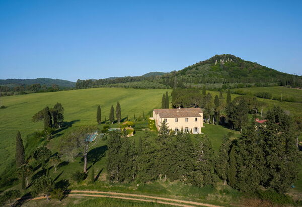 Villa Il Serraglio: Estate, Esterni, Primavera