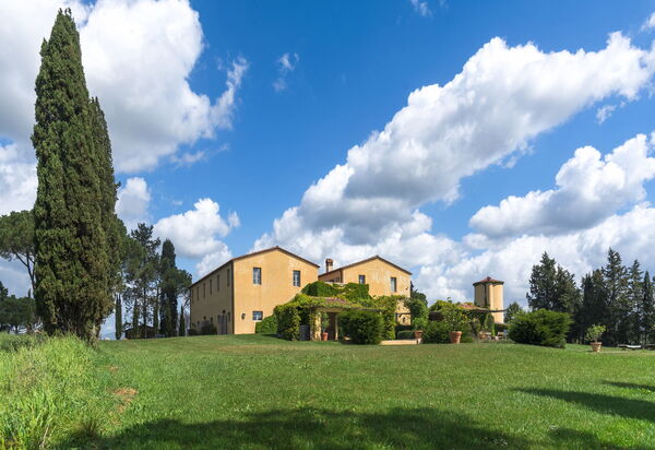 Villa Il Serraglio: Estate, Esterni, Primavera