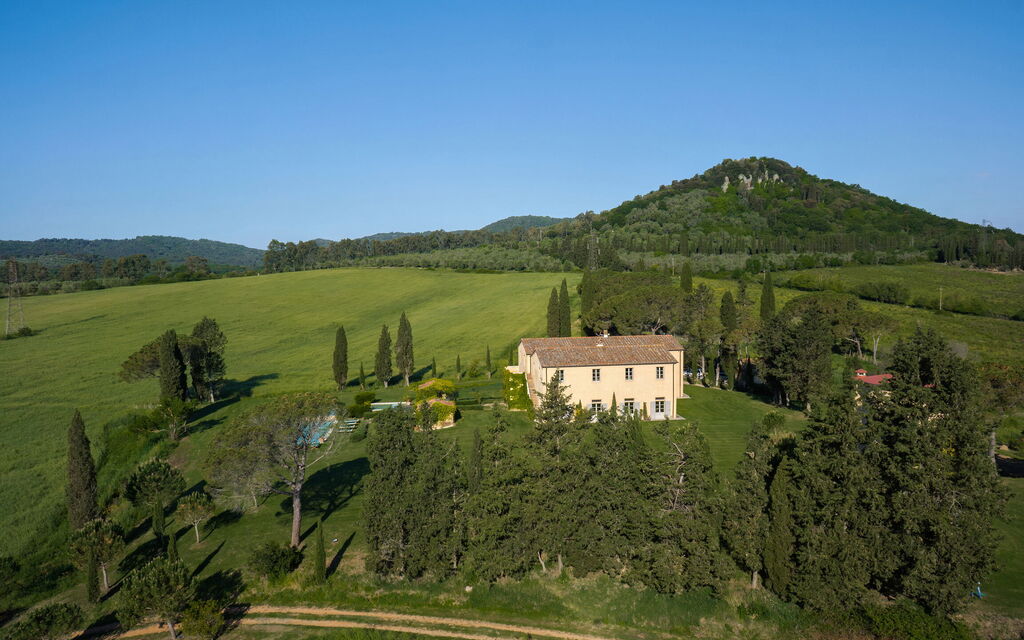 Villa Il Serraglio: Estate, Esterni, Primavera