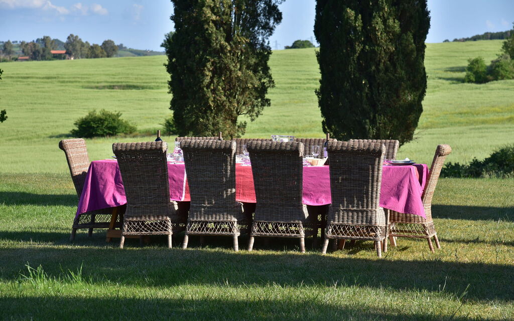 Villa Il Serraglio: Estate, Esterni, Primavera