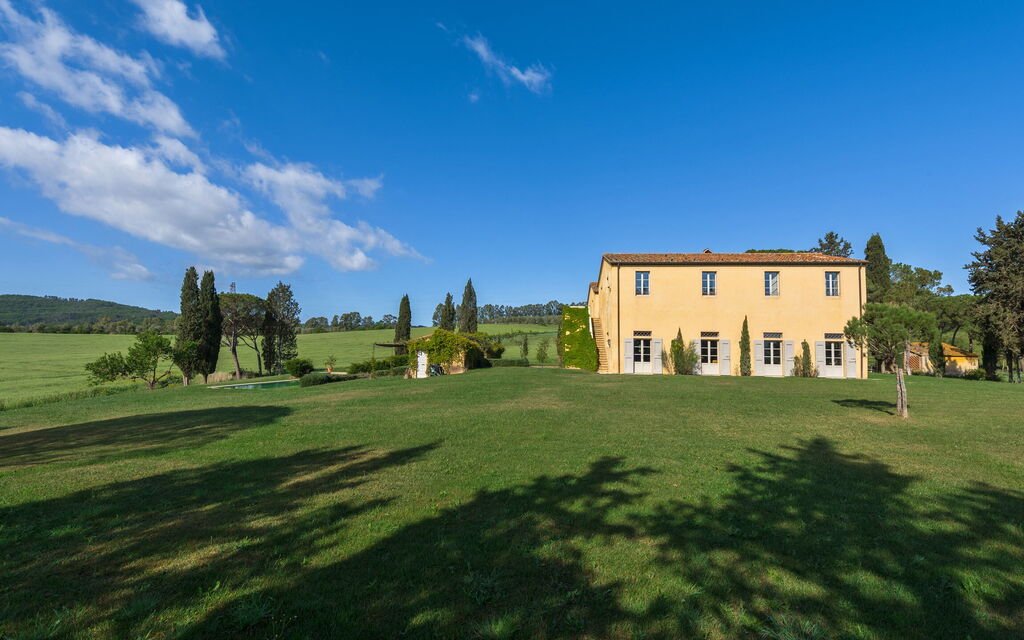 Villa Il Serraglio: Estate, Esterni, Primavera