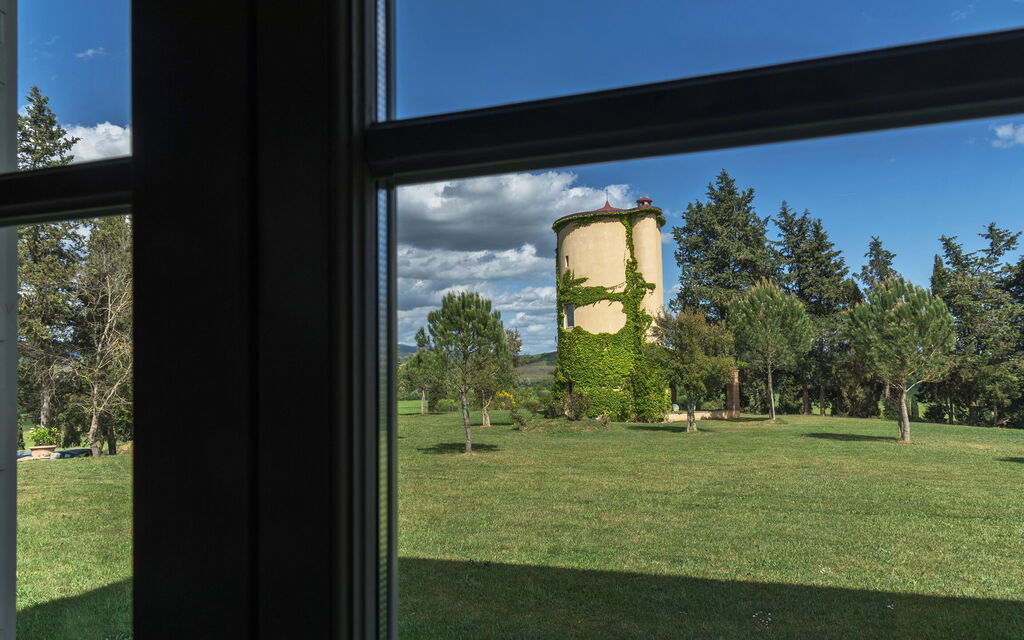Villa Il Serraglio: Estate, Esterni, Primavera