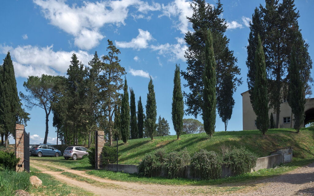 Villa Il Serraglio: Estate, Esterni, Primavera