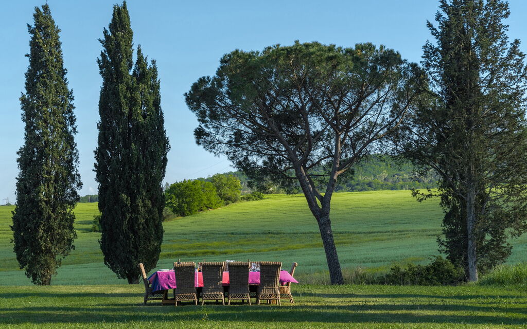 Villa Il Serraglio: Estate, Esterni, Primavera