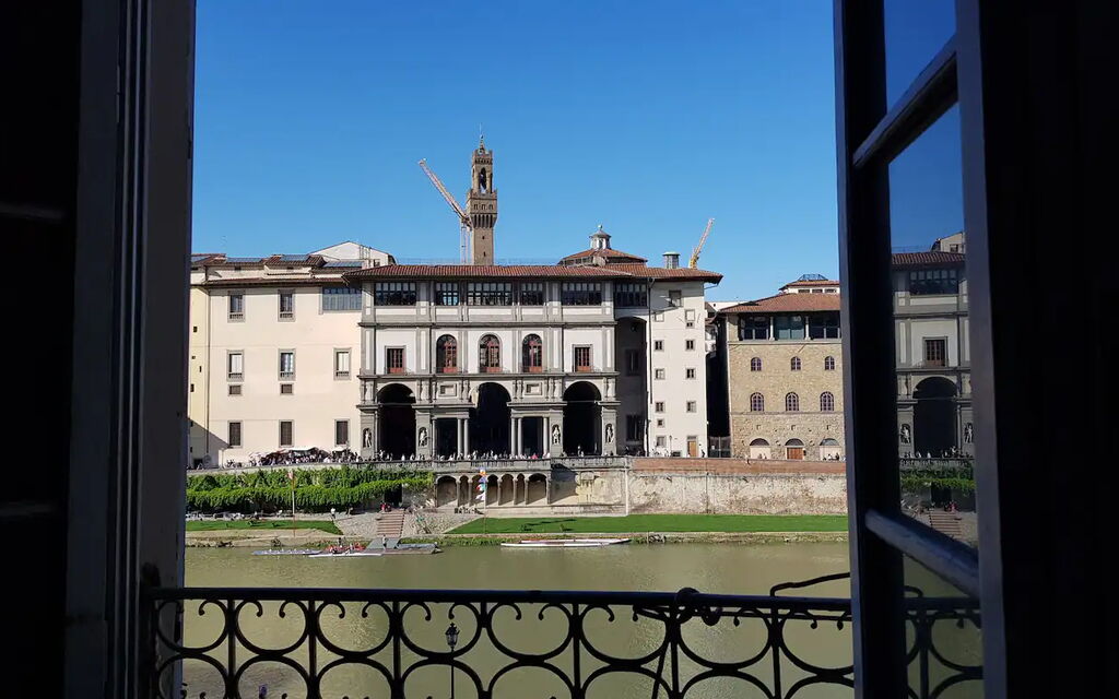 Bardi Escape: all'aperto, Estate, Esterni, Primavera