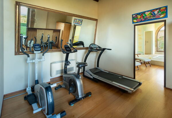 Villa Solina: Activities, Amenities, Balcony / Terrace / Patio, Building Exterior, Facilities, Garden, Pool, Spring, Summer