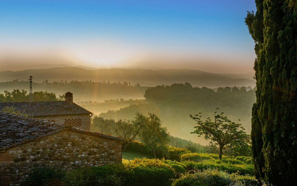 Villa Solina: Attività, Balcone / Terrazza / Patio, Caratteristiche, Estate, Esterni, Giardino, Piscina, Primavera, Servizi