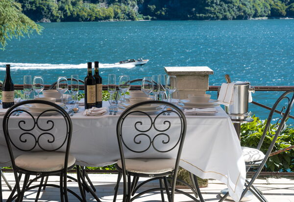Villa Maestosa: Activities, Amenities, Building Exterior, Facilities, Garden, Hot Tub, Main Entrance, Planimetry, Pool, Spring, Summer