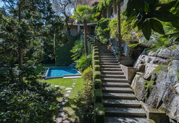 Villa Maestosa: Activities, Amenities, Building Exterior, Facilities, Garden, Hot Tub, Main Entrance, Planimetry, Pool, Spring, Summer