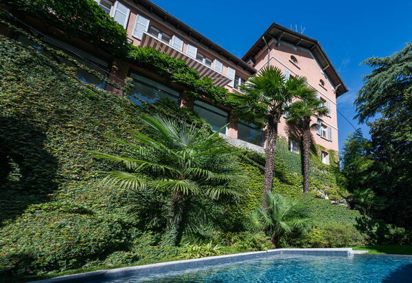 Villa Maestosa: Activities, Amenities, Building Exterior, Facilities, Garden, Hot Tub, Main Entrance, Planimetry, Pool, Spring, Summer