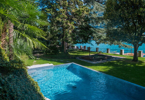 Villa Maestosa: Activities, Amenities, Building Exterior, Facilities, Garden, Hot Tub, Main Entrance, Planimetry, Pool, Spring, Summer