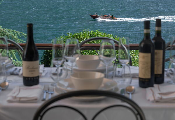 Villa Maestosa: Activities, Amenities, Building Exterior, Facilities, Garden, Hot Tub, Main Entrance, Planimetry, Pool, Spring, Summer