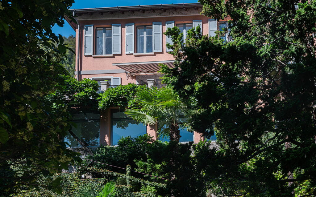 Villa Maestosa: Activities, Amenities, Building Exterior, Facilities, Garden, Hot Tub, Main Entrance, Planimetry, Pool, Spring, Summer