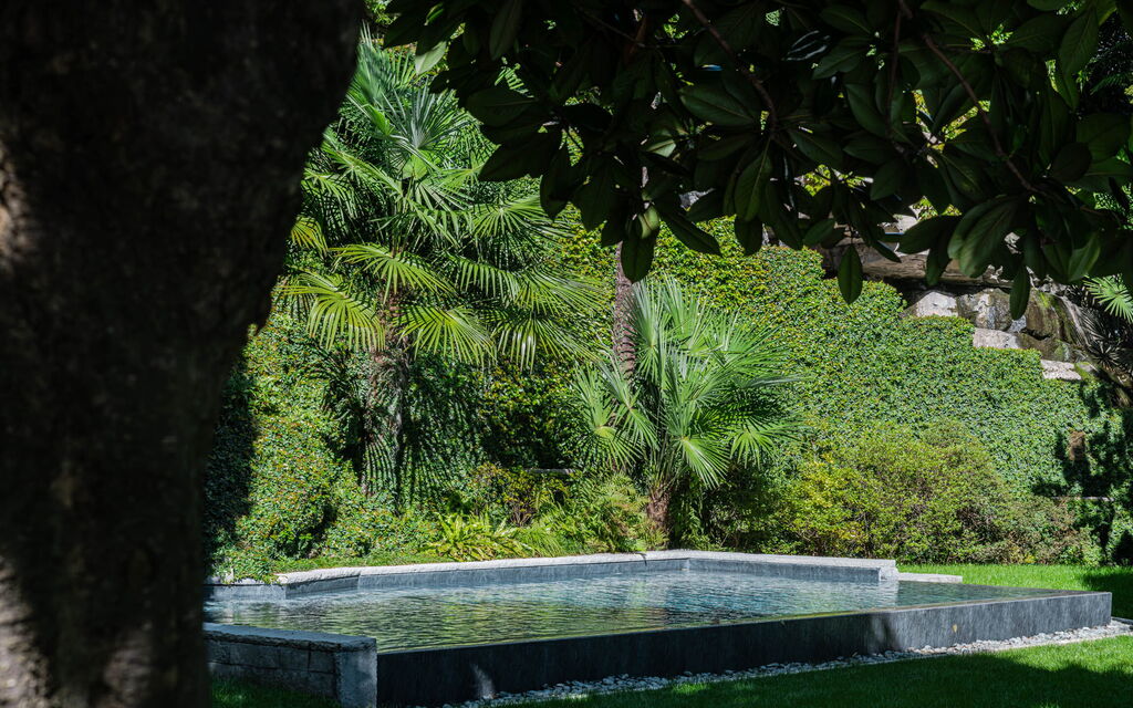 Villa Maestosa: Activities, Amenities, Building Exterior, Facilities, Garden, Hot Tub, Main Entrance, Planimetry, Pool, Spring, Summer