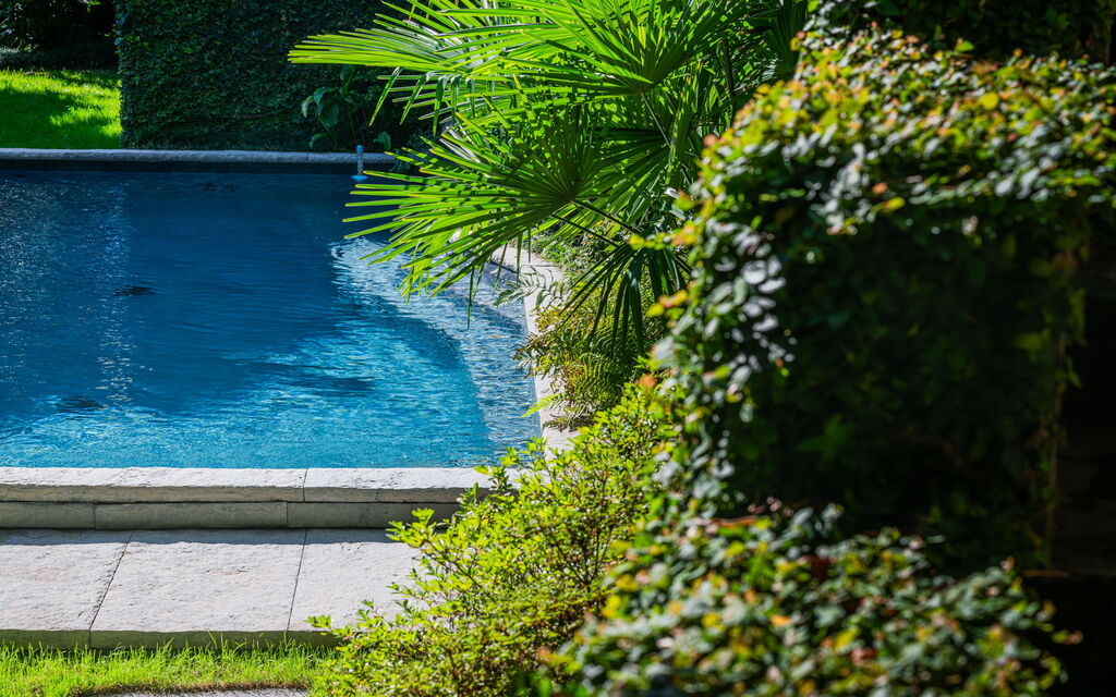 Villa Maestosa: Activities, Amenities, Building Exterior, Facilities, Garden, Hot Tub, Main Entrance, Planimetry, Pool, Spring, Summer