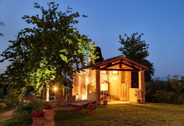 Villa Baronessa: Balcony / Terrace / Patio, Building Exterior, Garden, Pool, Spring, Summer