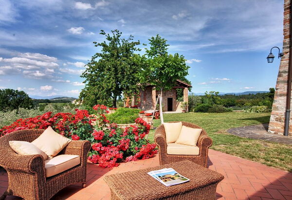 Villa Baronessa: Balcony / Terrace / Patio, Building Exterior, Garden, Pool, Spring, Summer
