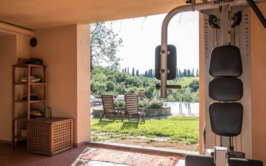 Villa Baronessa: Balcony / Terrace / Patio, Building Exterior, Garden, Pool, Spring, Summer