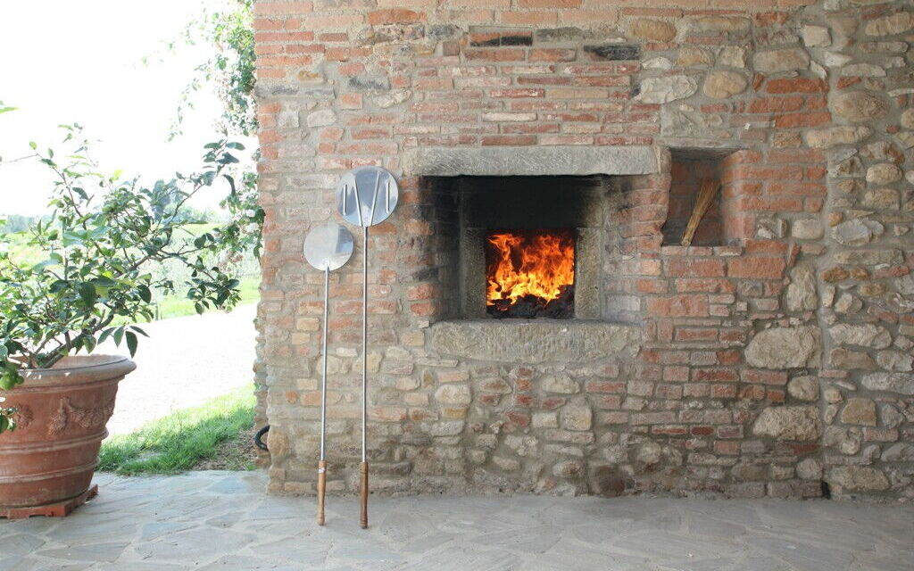 Villa Baronessa: Balcony / Terrace / Patio, Building Exterior, Garden, Pool, Spring, Summer