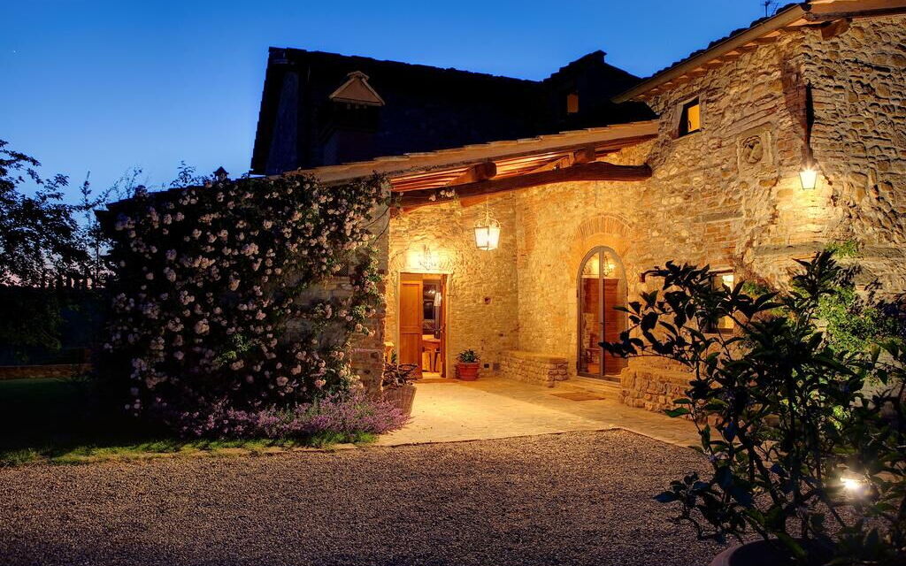 Villa Baronessa: Balcony / Terrace / Patio, Building Exterior, Garden, Pool, Spring, Summer