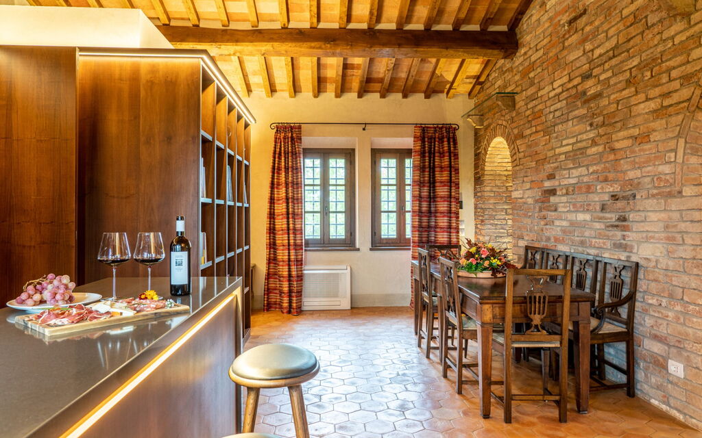 Villa Benedetta: Attività, Benessere, Caratteristiche, Entrata Principale, Estate, Esterni, Giardino, Piscina, Primavera